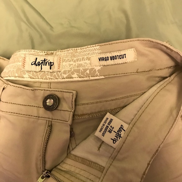 Bootcut khaki’s - Picture 4 of 4